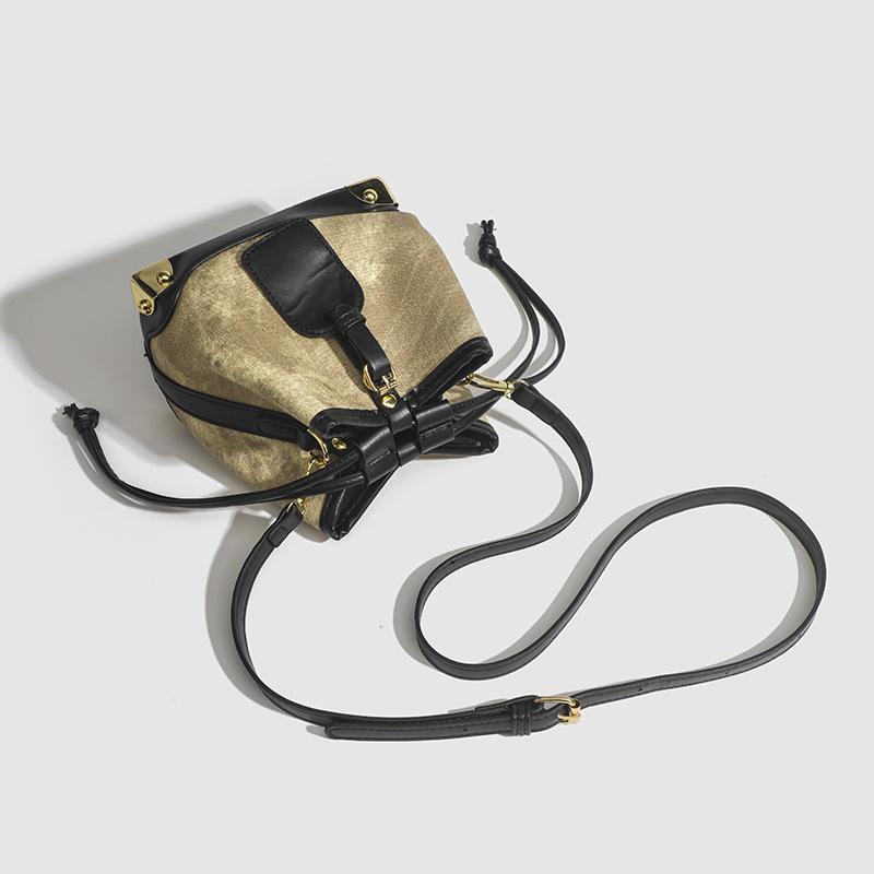 Oil Painting Exhibition Bucket Bag Female Fashion Texture Foreign Style Crossbody Bag Simple Fashion