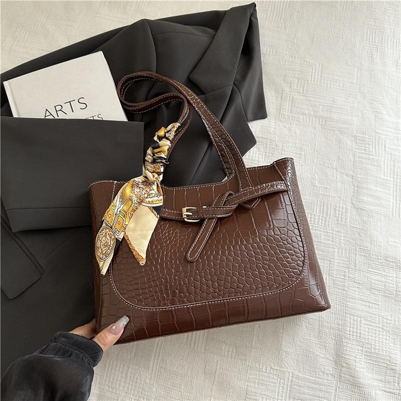 

Сумка большой вместимости для ежедневных поездок на работу, женская летняя простая модная сумка-тоут, нишевая модная сумка через плечо