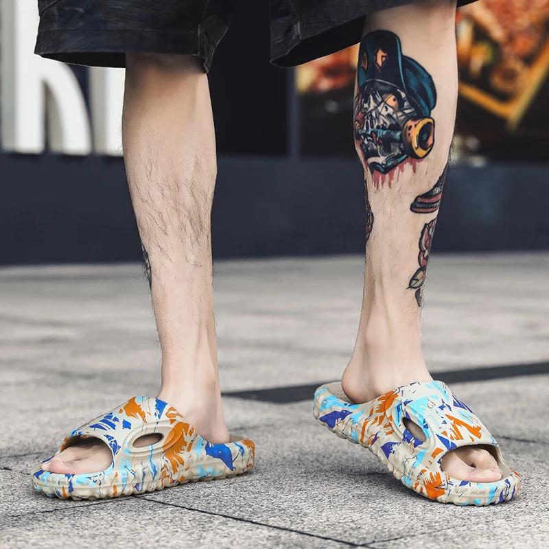 Outdoor Men Slippers Lightweight Men Beach Shoes Non-Slip Bathroom Slides Soft Indoor Home Sandals  Fashion Flip Flop