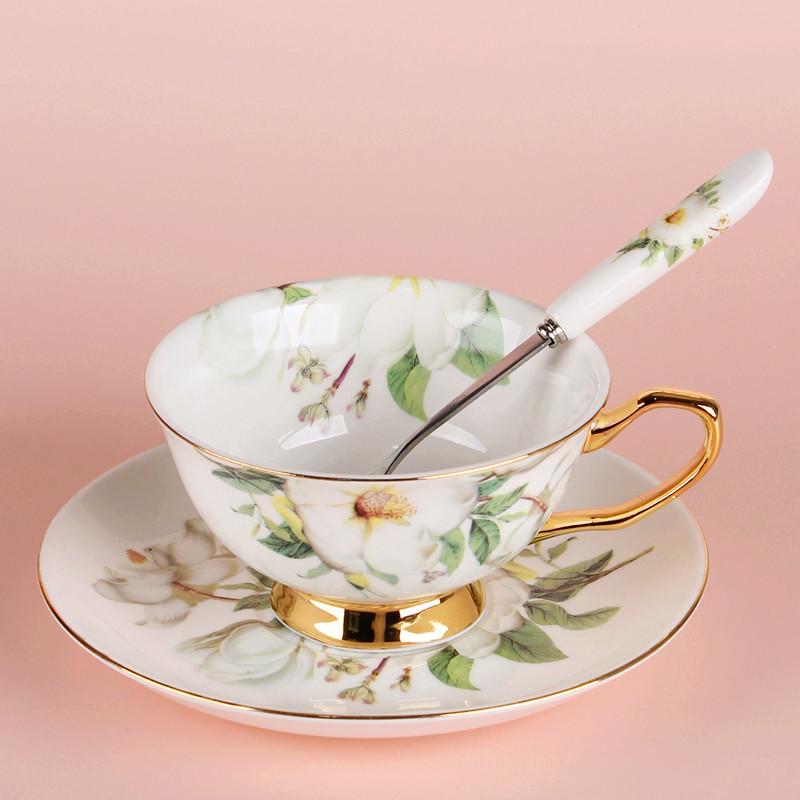 Zlacená evropská kostní porcelánová kávová a čajová sada s podšálkem