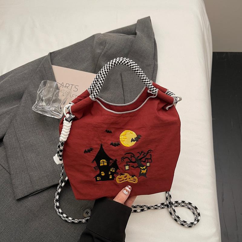 

Autumn/Winter 2025 Cute Cartoon Embroidered Castle Handbag/Shoulder Bag