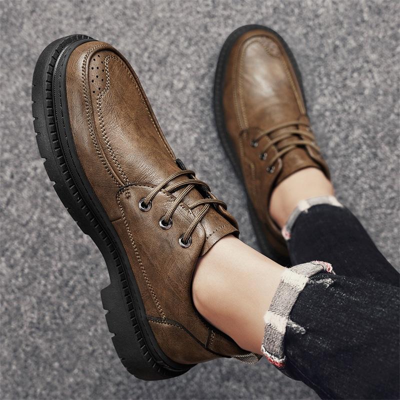 New Sneakers Bullock Men Classic Business Formal Shoes Handmade Men Oxford Shoes Handmade Men Business Footwear Walking Sneakers