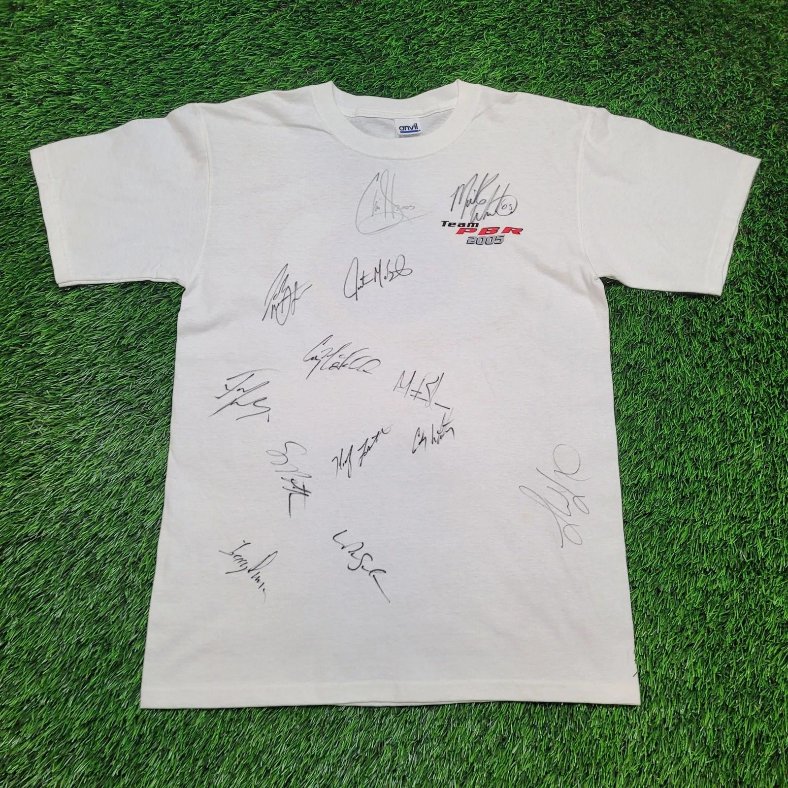 Signed 2005 Team PBR T-Shirt Mens M Womens L Pro Bull Riders 4XL