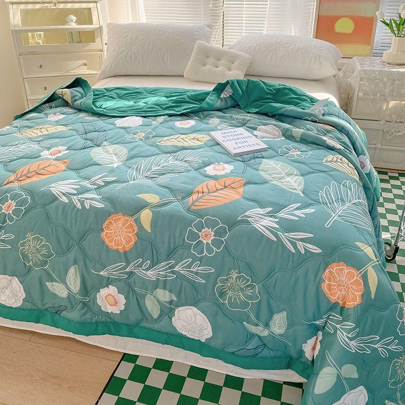 Skin-friendly Summer Cooling Thin Quilt, Printed Quilted Four Seasons Quilt, Soft and Comfortable Summer Thin Quilt, Single Double Hotel Home Bedroom