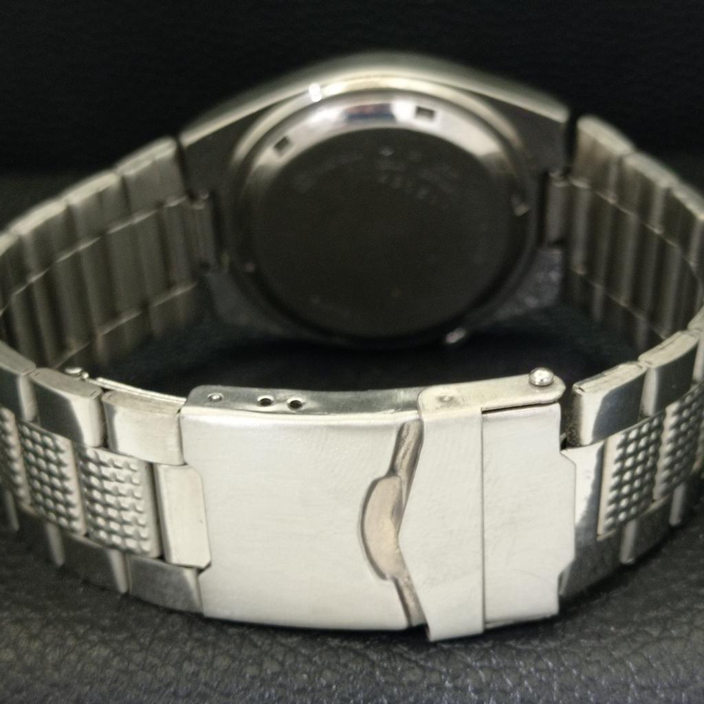 ORIGINAL VINTAGE SEIKO 5 AUTOMATIK JAPAN HERREN SCHWARZES ZIFFERBLATT UHR a500146-2 R151a-a500146