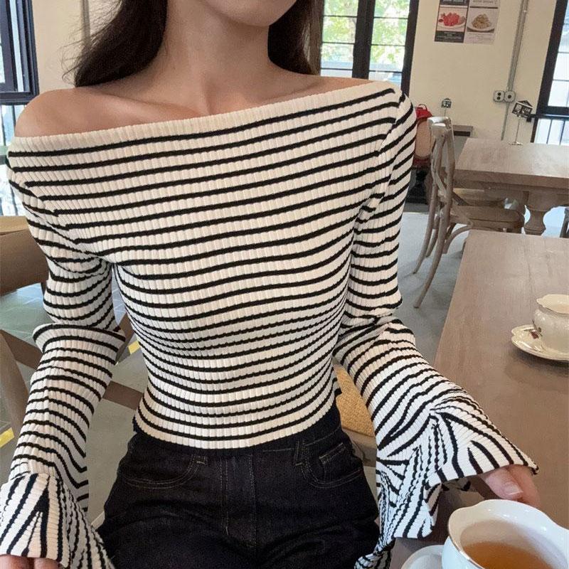 Slash Neck Striped Knitted T-shirt Spring Autumn Elegant Slim Female Clothing Fashion Flare Sleeve Korean Long Sleeve Pullovers