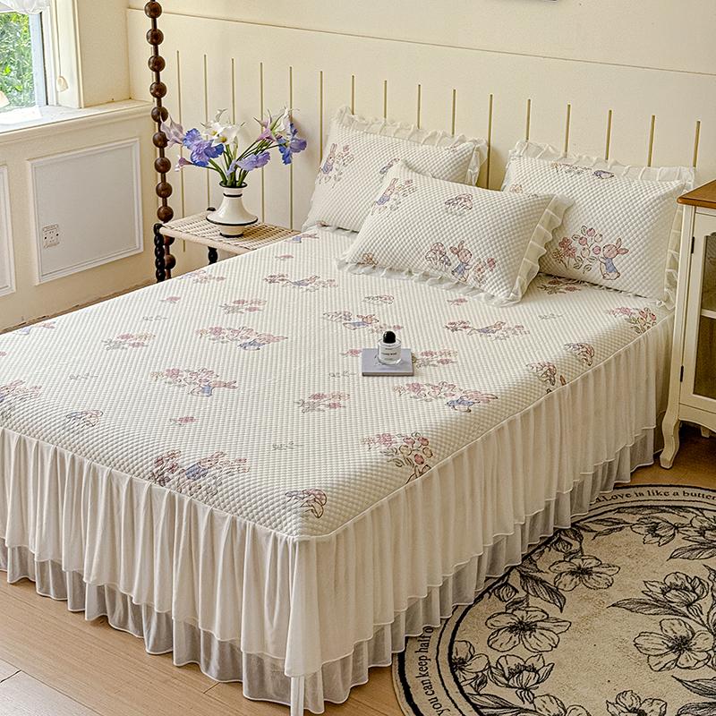 Bed Skirt Style Mica Bean Cooling Mat, Washable Lace Style Ice Bean Bean Ice Silk Cooling Mat Set of Three Pieces