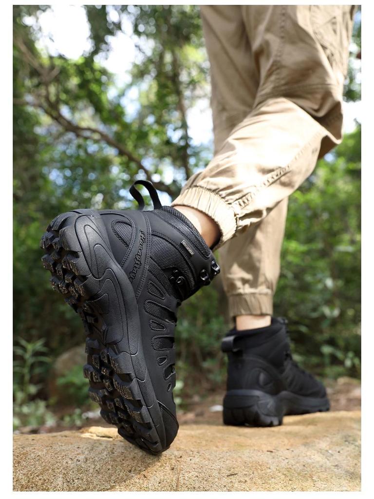 Men's Anti-slip Tactical Hiking Boots - Large Sizes 45-47 for Desert and Winter Mountaineering.