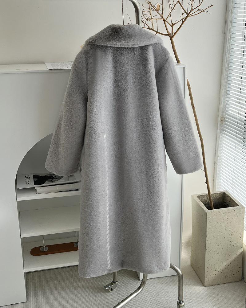 Damen Mantel in mittlerer Länge mit Gürtel aus Nerzsamt-Imitatpelz - Übergröße, dick, wattiert, Herbst/Winter.