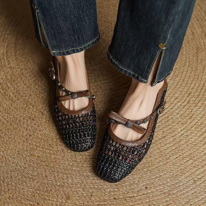 Flat sandals hollow woven single shoes women's summer new square head breathable word with women's cool single shoes
