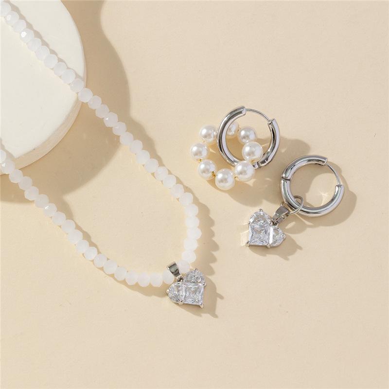 Statement Minimalist Gold  Color Asymmetric Zircon Heart Pendant Hoop Earrings Street Style Elegant Fashion Jewelry