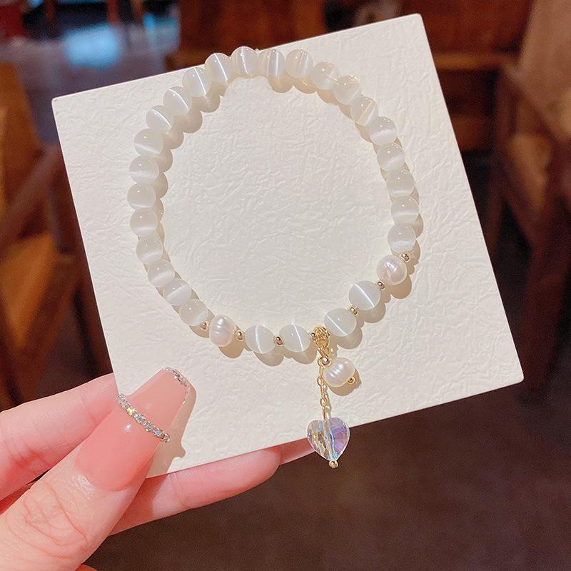 Trendy Korean Cat's Eye Pearl Bracelet with Crystal Love Pendant for Women