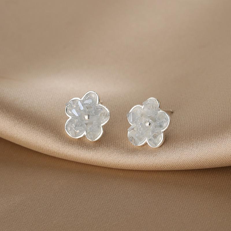 Silver needle ice crystal flower stud earrings new elegant versatile earrings niche light luxury high-end earrings women