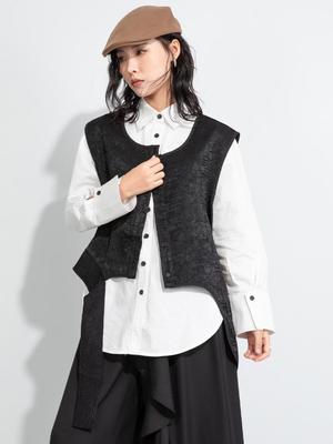 Üst Kıyafetler – Tişörtler ve üstler