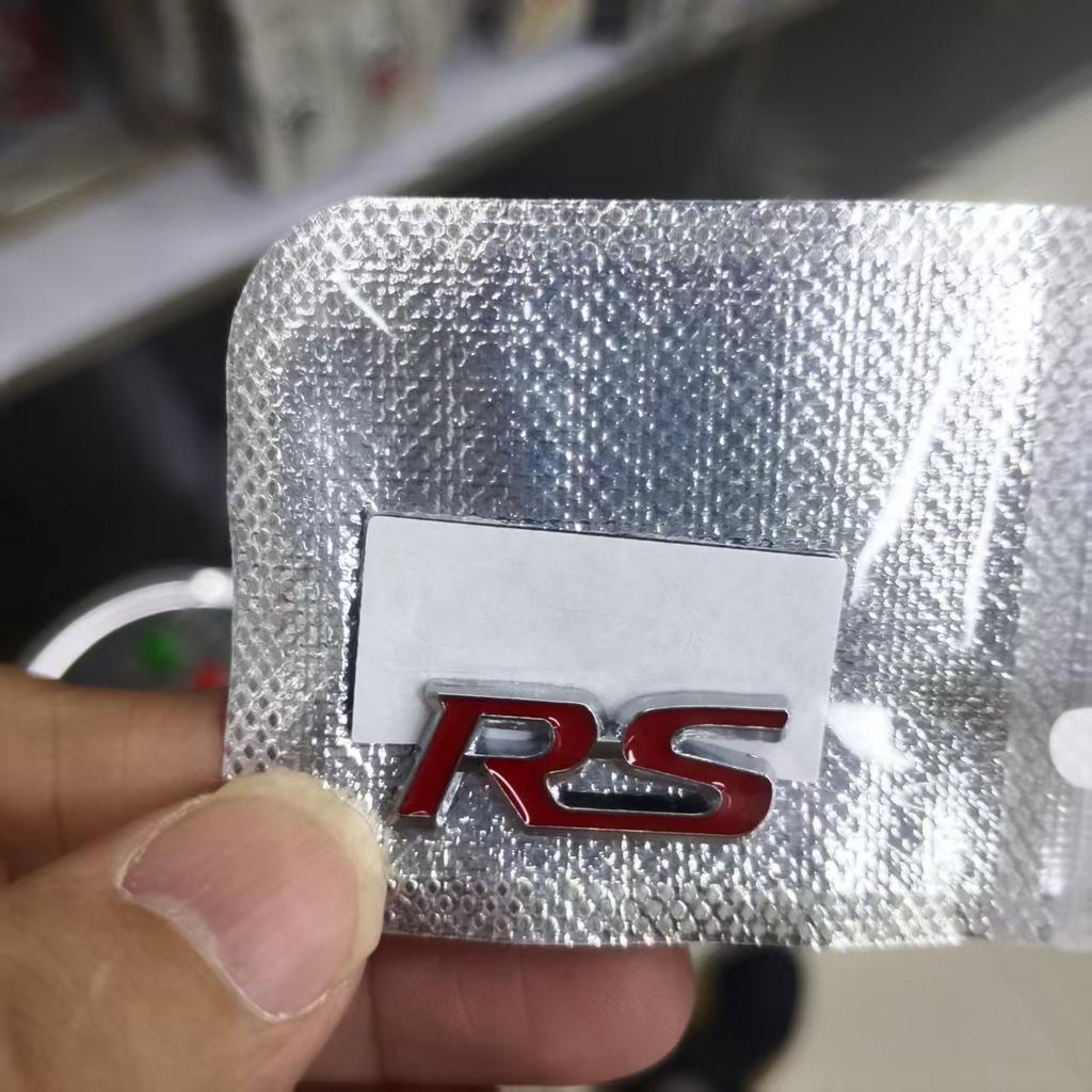 RS metalen auto logo, sportieve modificatie logo, achterkant zijlogo, kofferbak gepersonaliseerde decoratieve sticker, stuurwiel decoratieve sticker.