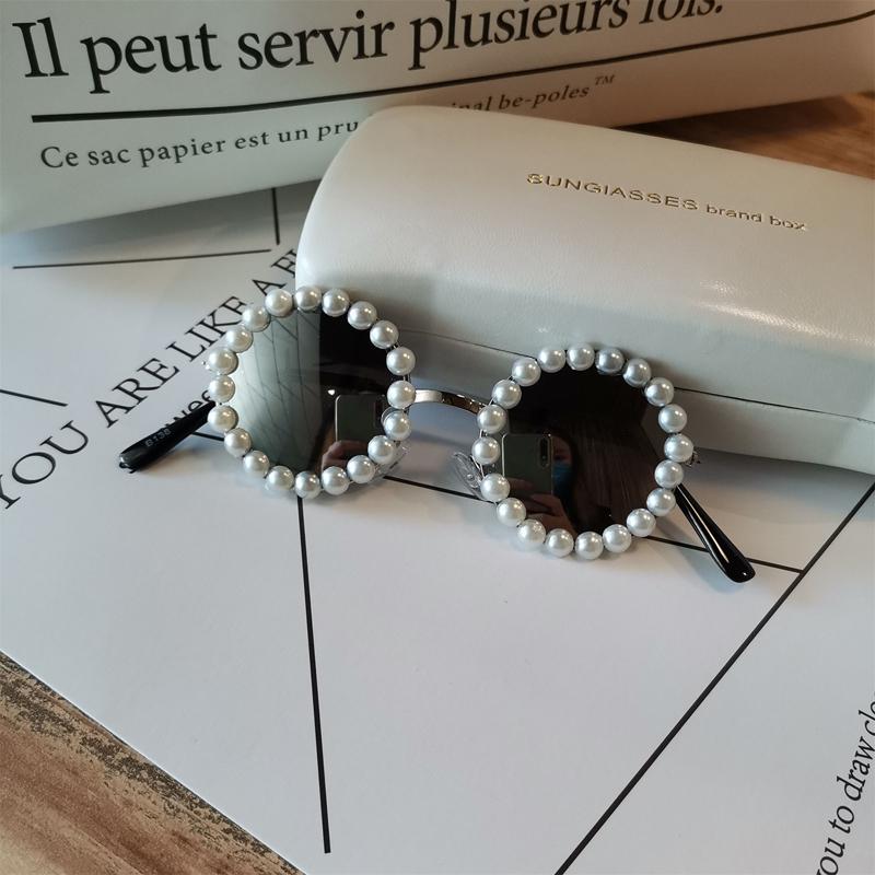 

New Luxury Pearl Sun Glasses Women Fashion Metal Frame Round Sun Glasses Designer Imitation Pearl Gradient Sun Glasses UV400 W140948WW-as picture