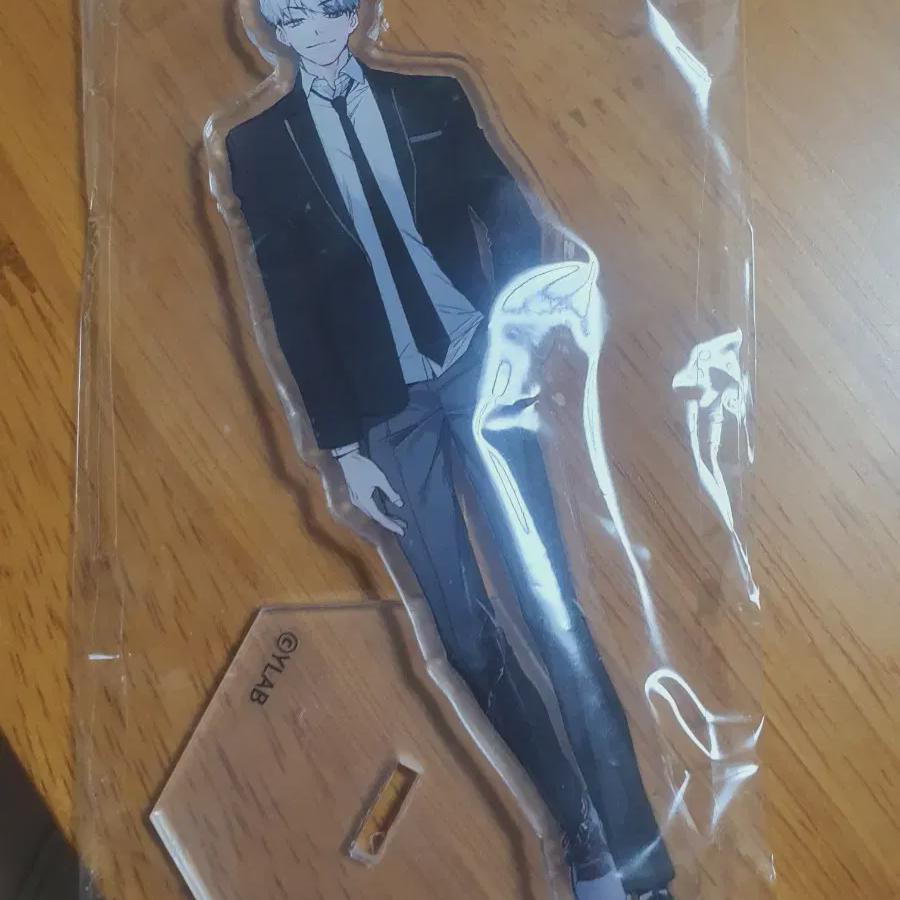 

Pi Hanul Acrylic Stand