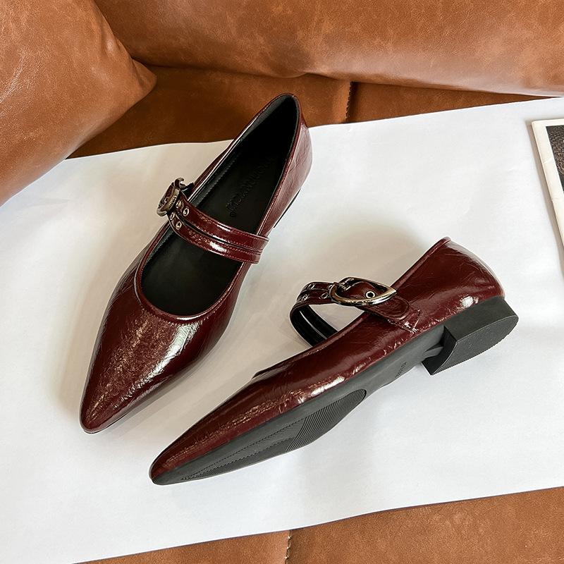 Pointed retro low-heeled flat-heeled Mary Jane shoes for women's spring new models with temperament single shoes for women