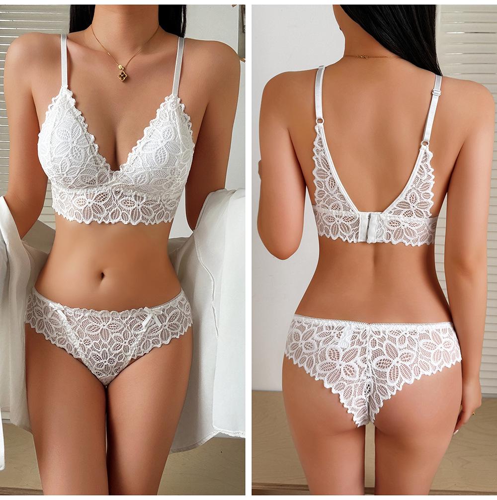 Elegante Set di Lingerie Sexy in Pizzo: Reggiseno a Triangolo & Slip