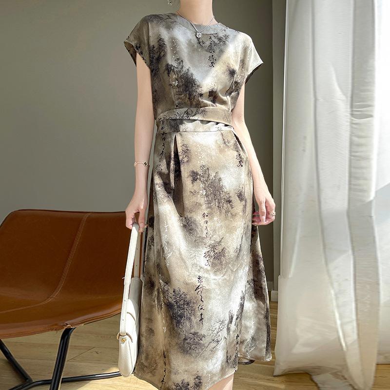 

Новое платье ципао с коротким рукавом в китайском стиле с размытым цветочным рисунком для женщин, из ацетатного атласа, стиль хай-энд, ретро, национальный стиль, длинное платье XXXXL