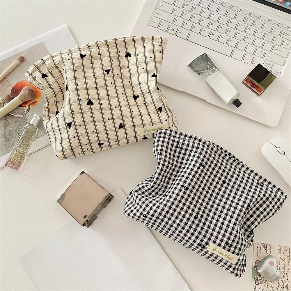 Plaid Striped Fashion Cosmetic Bag Portable Travel Toiletry Bag Women Large Capacity Zipper Make Up Organizer Makeup Storage Bag