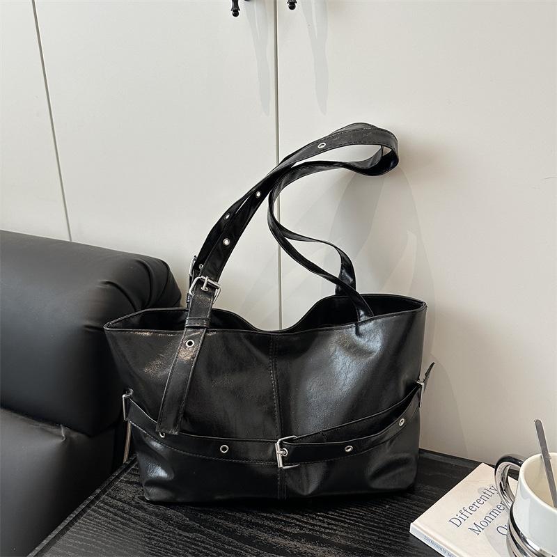 Bags Fashion Commuter Large Capacity Bag Women's Casual New Premium Versatile Shoulder Bag Portable Tote Bag