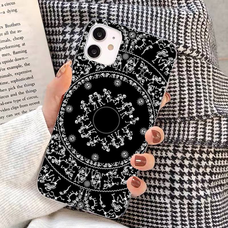 Mandala Flower Totem Phone Case for iphone 13 8 7 6S Plus X 5S SE 2020 XR 11 12 mini pro XS MAX