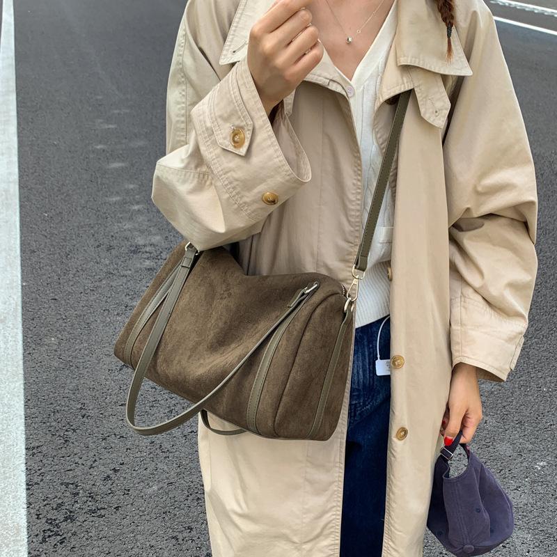 2025 New Niche Design Boston Bag High-end Texture Simple Large-capacity Suede Shoulder Messenger Bag