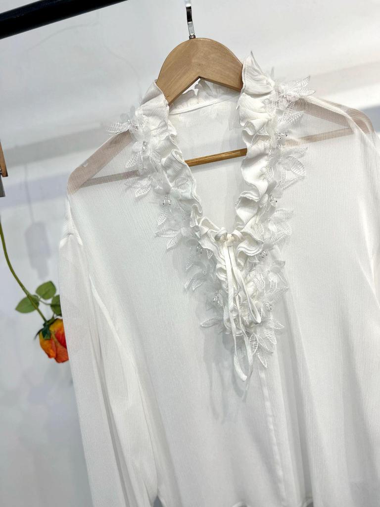 Mulberry Silk French Retro V-Neck Lace Lantern Sleeve Shirt