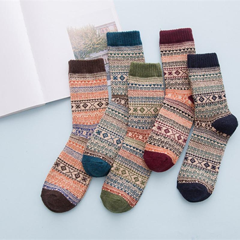5 Pairs of Men's Autumn and Winter Thick Warm Small Diamond Ethnic Wool Socks