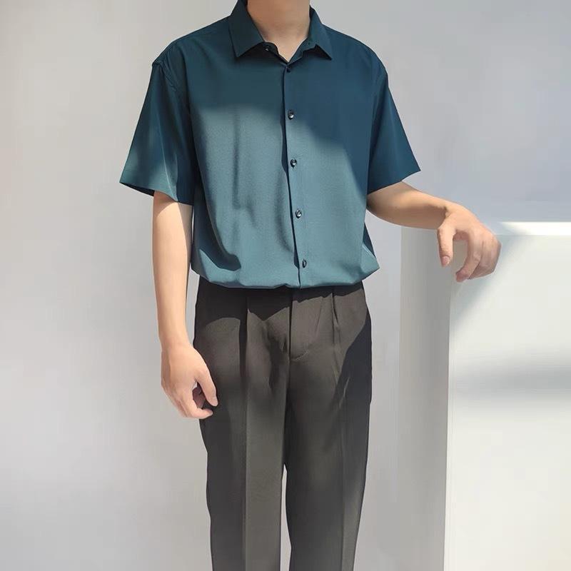 Καλοκαιρινό ανδρικό κοντομάνικο λευκό πουκάμισο Αντιρυτιδικό μονόχρωμο μονόχρωμο μπλουζάκι με χαλαρά κουμπιά πουκάμισο με τσέπες