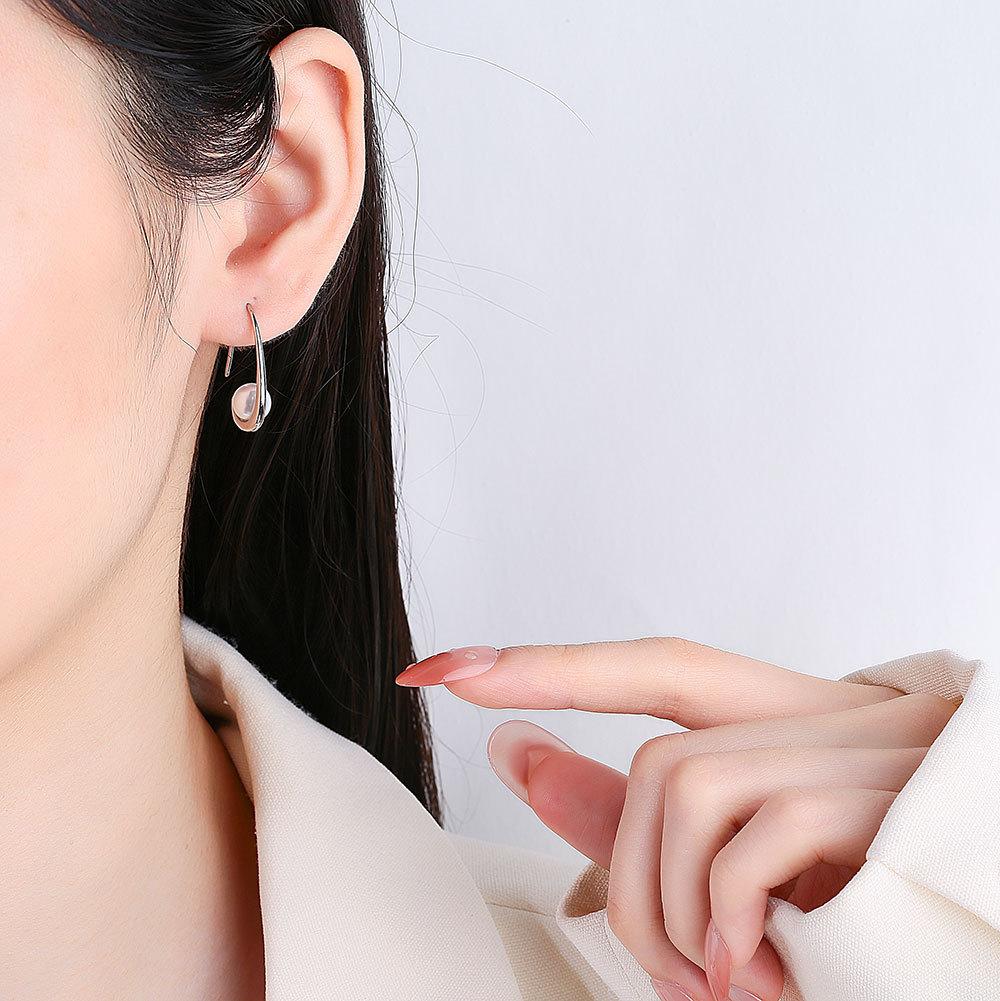 925 Silber Minimalistische Hakenform Hängeohrringe mit Perlen für Damen Modischer Geometrischer Frischer Ohrschmuck