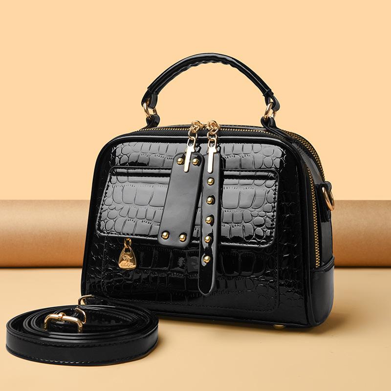 Fashionable Lady's Crossbody Bag, Hand-held Small Square Bag, Large Capacity Shoulder Bag