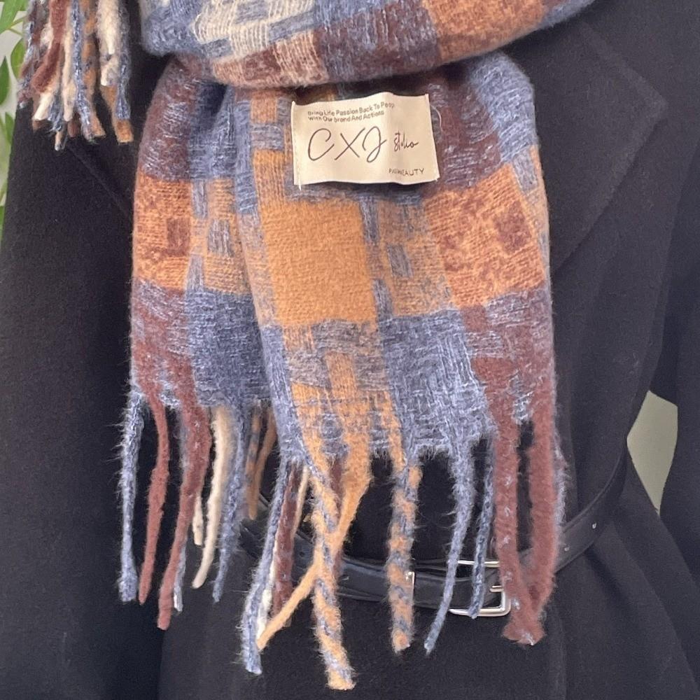 Versatile Plaid Scarf Soft Warm Wrap New Tassel Shawl  Autumn Winter