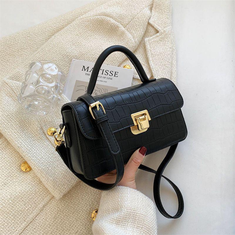 2025 Popular Women's Retro Niche Crossbody Bag - Korean Style Versatile Small Shoulder Handbag