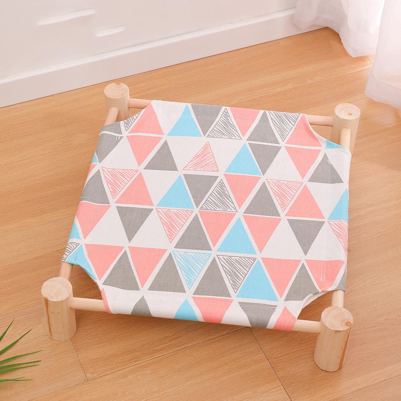 

Removable, washable and stain-resistant cat and dog sleeping mat for all seasons розовый