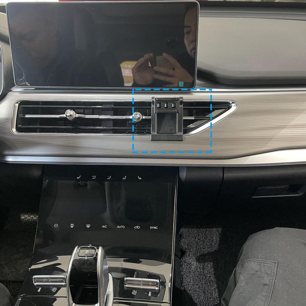 Car Mobile Phone Holder for Chery EBRO S800 Tiggo 8 PRO MAX PHEV 2025 2026 2027 GPS Bracket Navigation Stand Auto Accessories