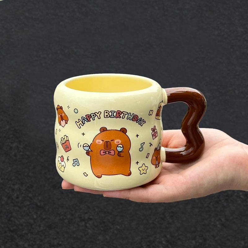 

Birthday gift for girls High-value capybara ceramic mug with lid Girlfriend practical souvenir gift box 401-500ml