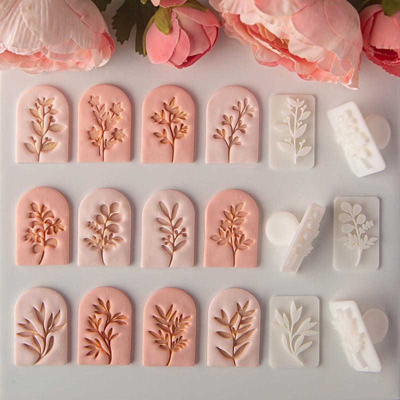 7Pcs Botanical Leaf Pattern Clay Earring Molds Set Fresh Plant Vine Leaves Clay Cutters Tools For Earring Pendant Jewelry Making