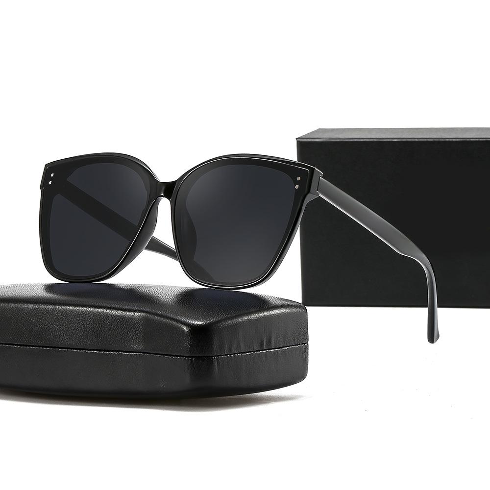 Hot New Unisex Polarized Sunglasses - High-End Anti-UV, Slimming Design for Driving