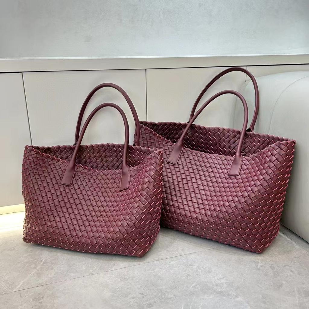 Woven Women's Bag Tote Oversized Bag 2024 New Handbag Shoulder Bag Light Luxury Large Capacity Vegetable Basket Large Shopping Bag