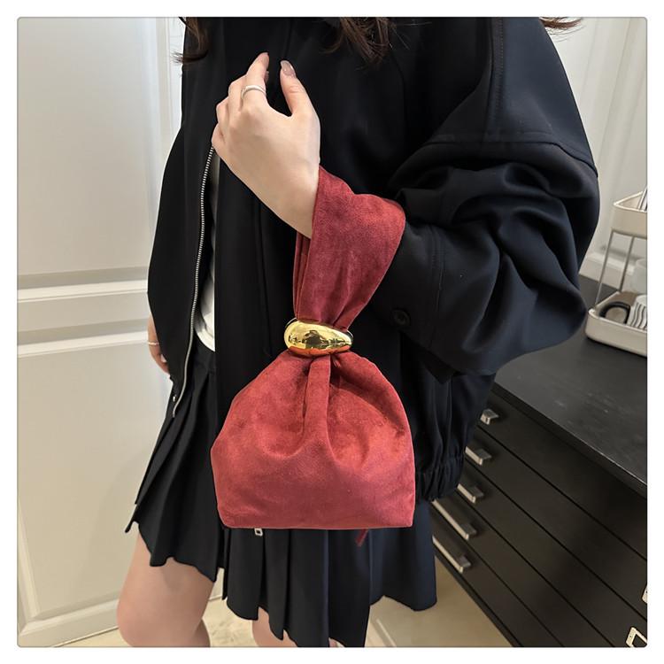 Niche Women's 2025 Trendy Autumn/Winter Retro High-End Bucket Bag