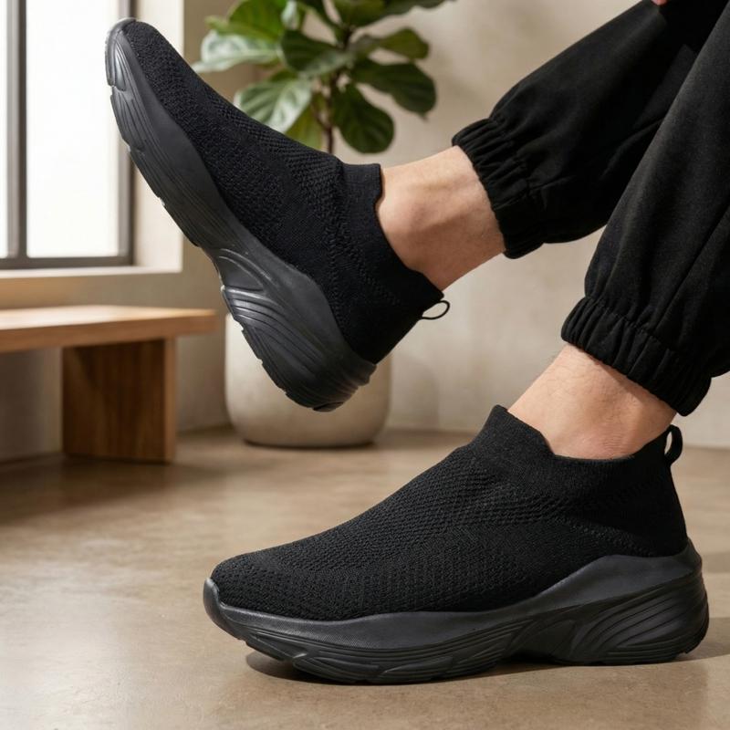 Men Shoes Sneakers Breathable Mesh Slip On Running Shoes Outdoor Non-Slip Couple Jogging Training Hiking Sports Shoes
