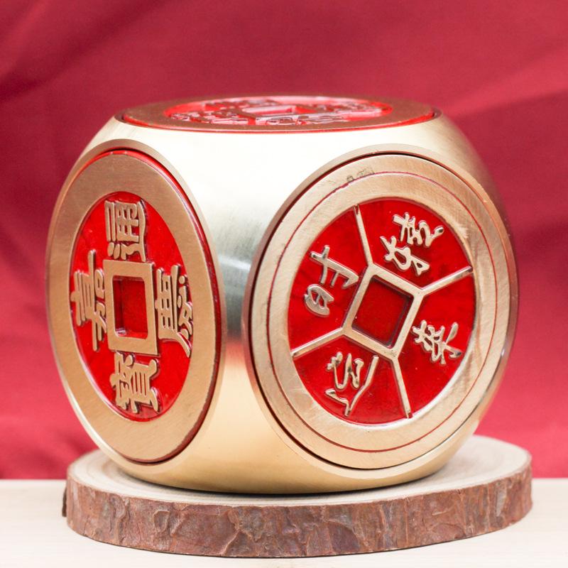 Mosazná vícestranná rotující dekompresní ozdoba pro přilákání bohatství a pokladů