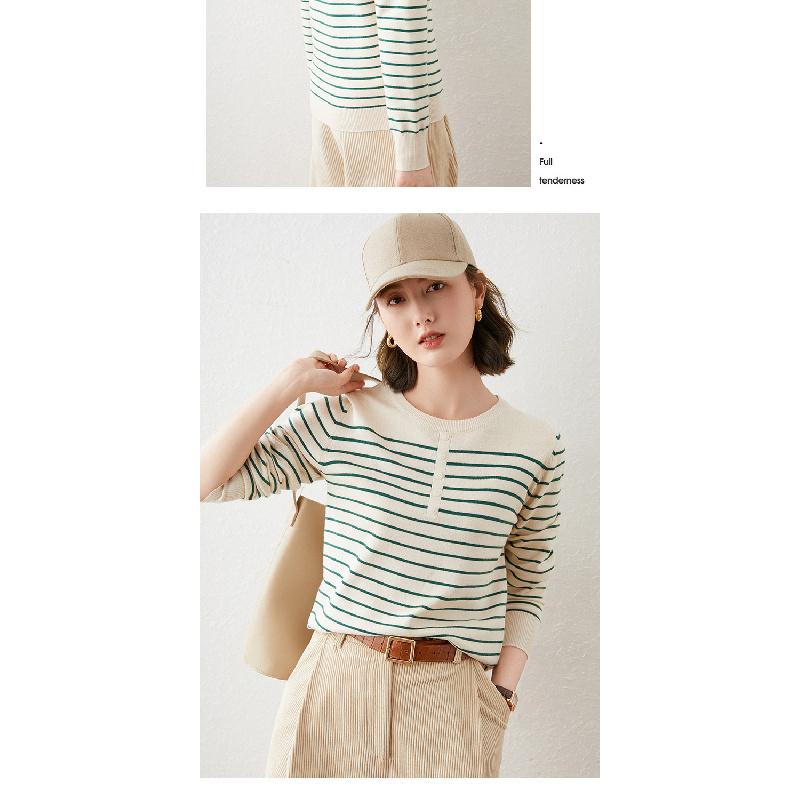 Striped long-sleeve knit top for women, 2026 spring and autumn new style, short Korean version, loose casual inner sweater