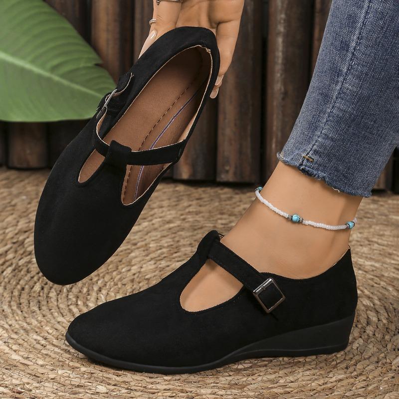 New Pointed-toe Shallow-mouthed Button-up Wedge Heels for Women In Large Size Single Shoes