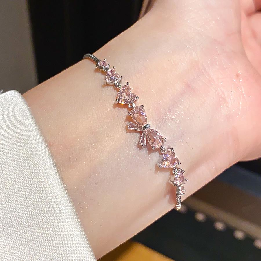 Exquisite Heart & Bow Zircon Bracelet - Fashionable, High-End Hand Jewelry for Women