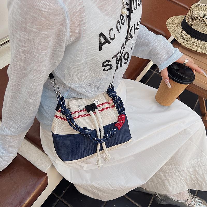 Handbag New Striped Canvas Bag Shoulder Bag Commuter