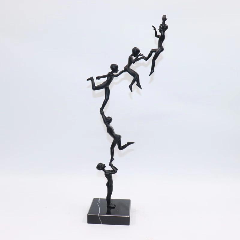 Black Cast Iron Acrobatic Figure Decoration Sculptures, Metal Crafts, Abstract Art Climbing Figure Ornaments, Home Decoration