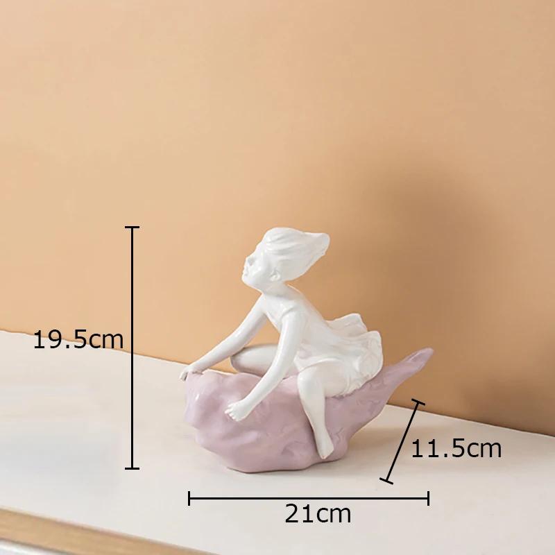 

Cheerful Child on The Clouds Ceramic Figures Statue Desk Decoration Ornaments Sculpture Modern Crafts Room Aesthetics Decor